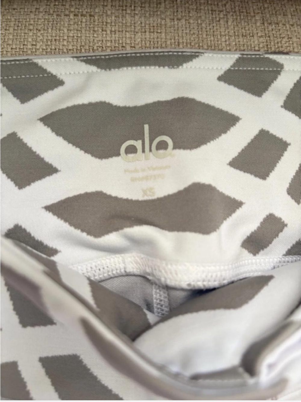 Alo Knee Length Leggings